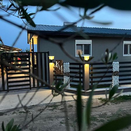 K&M Villas Nea Kallikrateia Екстериор снимка