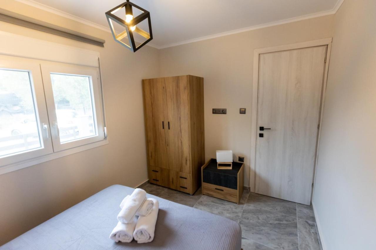 K&M Villas Nea Kallikrateia Екстериор снимка