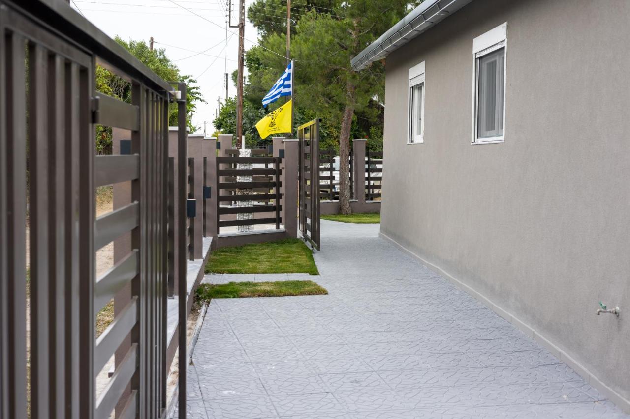 K&M Villas Nea Kallikrateia Екстериор снимка