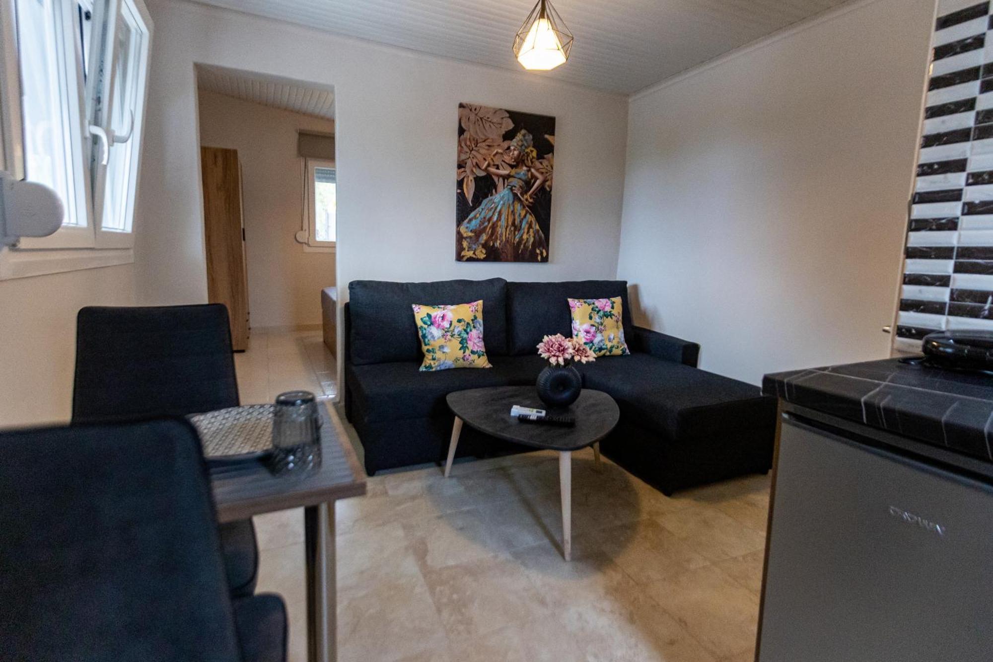 K&M Villas Nea Kallikrateia Екстериор снимка