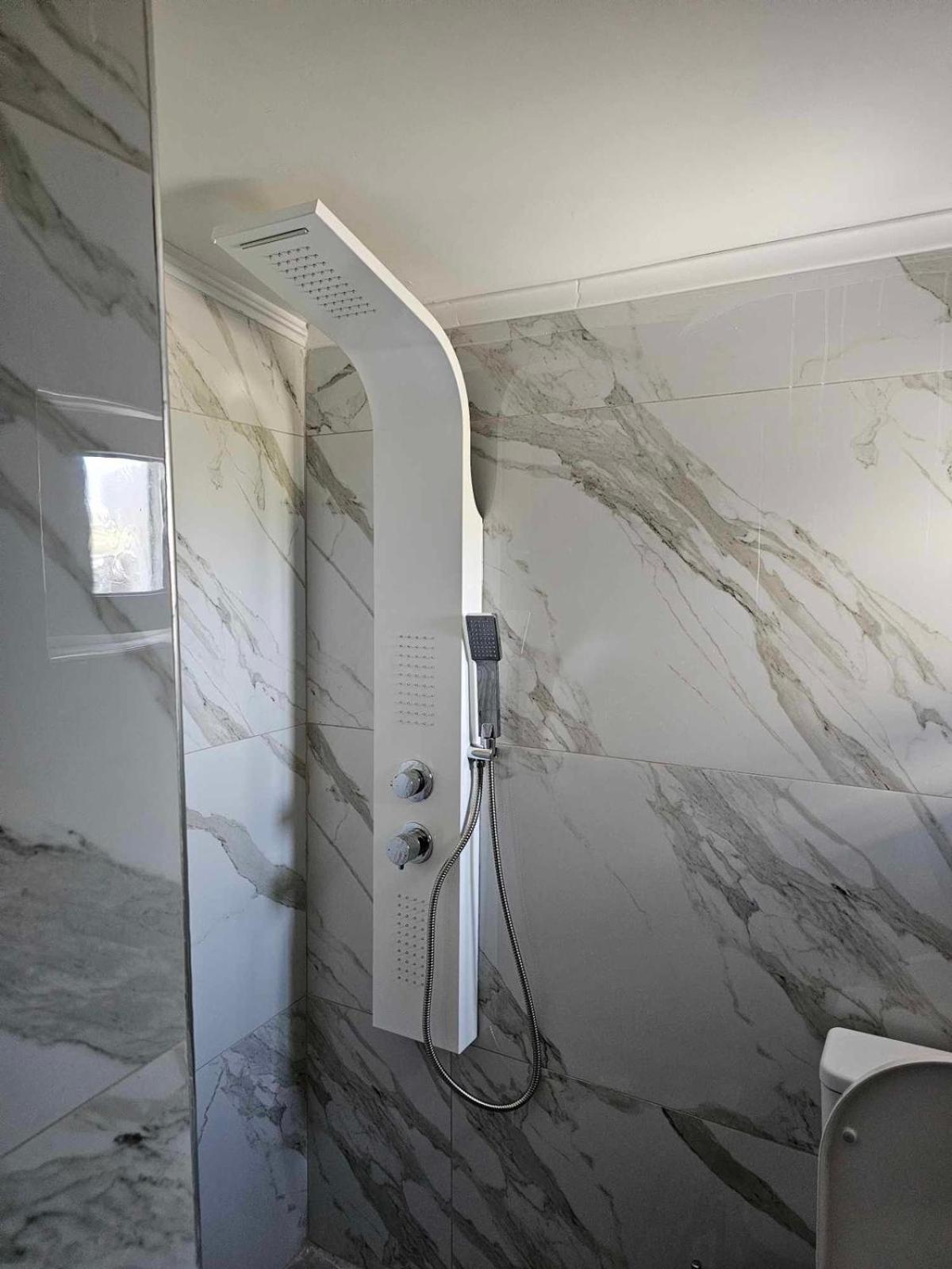 K&M Villas Nea Kallikrateia Екстериор снимка