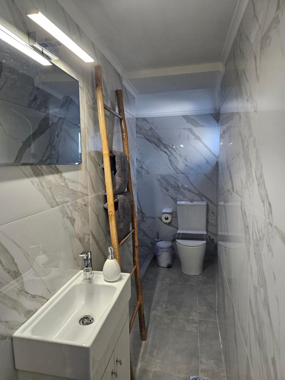 K&M Villas Nea Kallikrateia Екстериор снимка